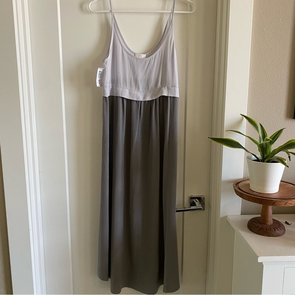 Aritzia Wilfred Bisous dress two toned - Picture 3 of 5